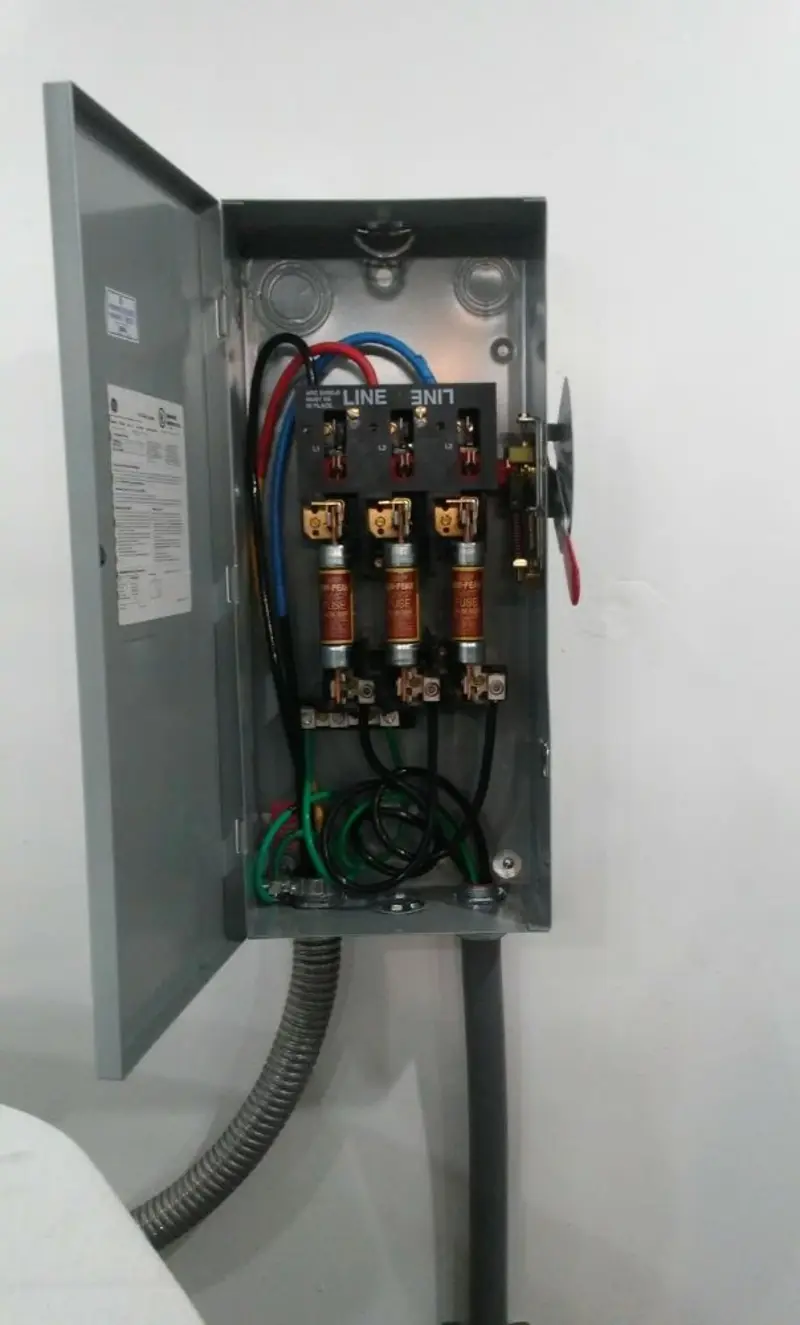 Three-phase disconnect switch installed for Smoke Detector Installation in Rensselaer