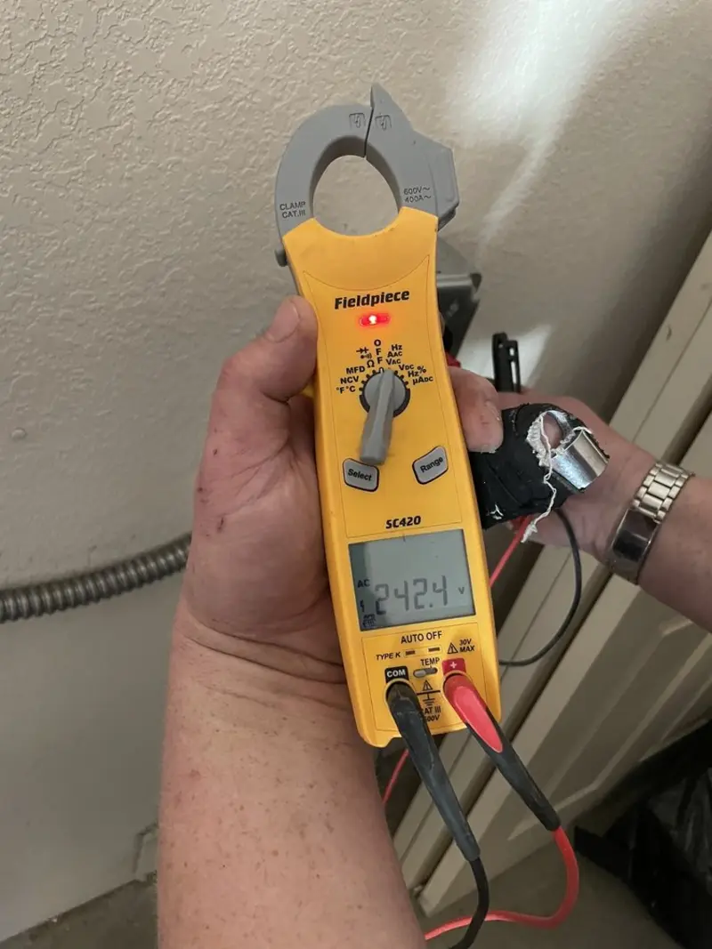 Voltage testing with clamp meter during Generator Installation in Rensselaer